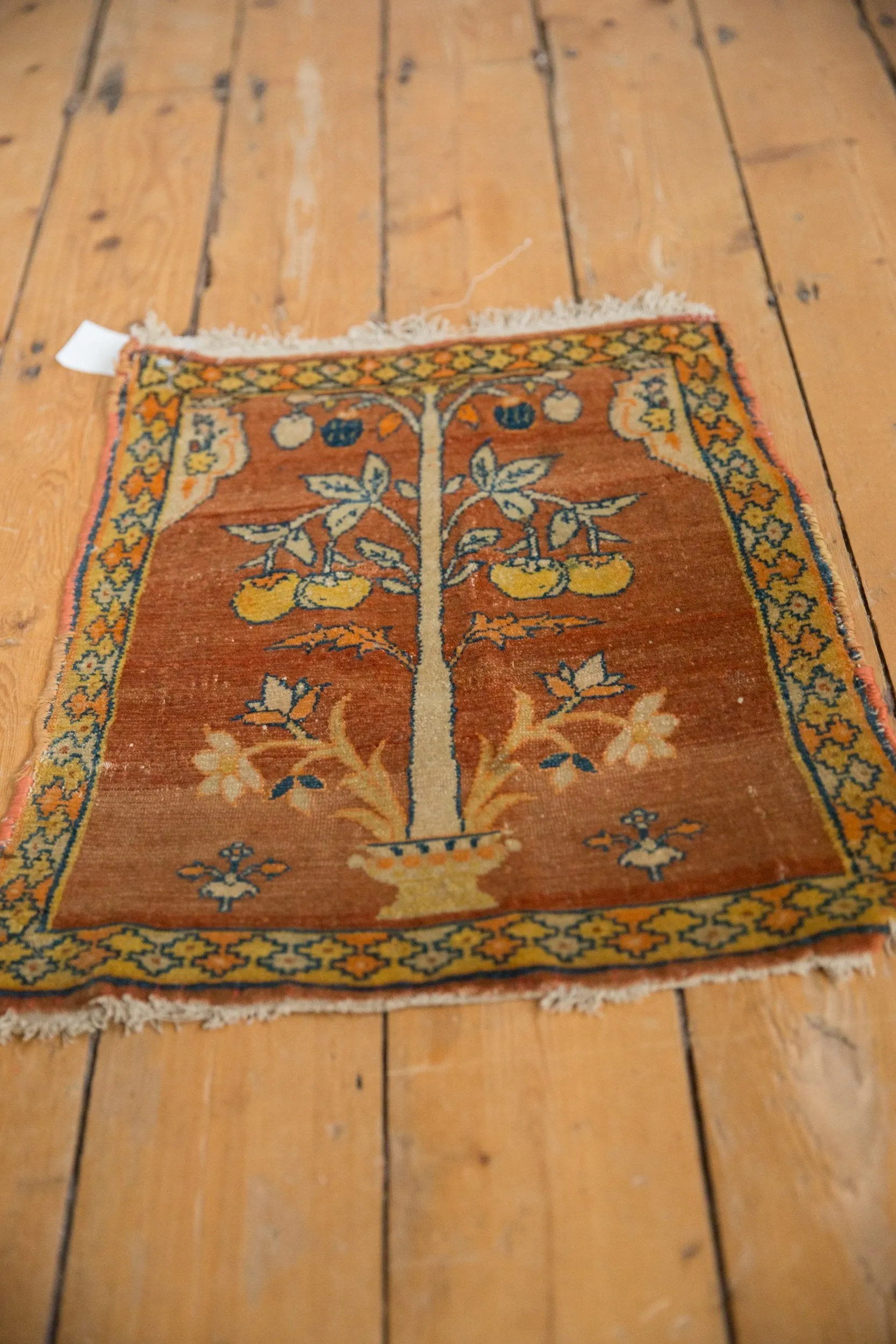 1.5x2 Antique Fine Tabriz Sennehbaft Square Rug Mat
