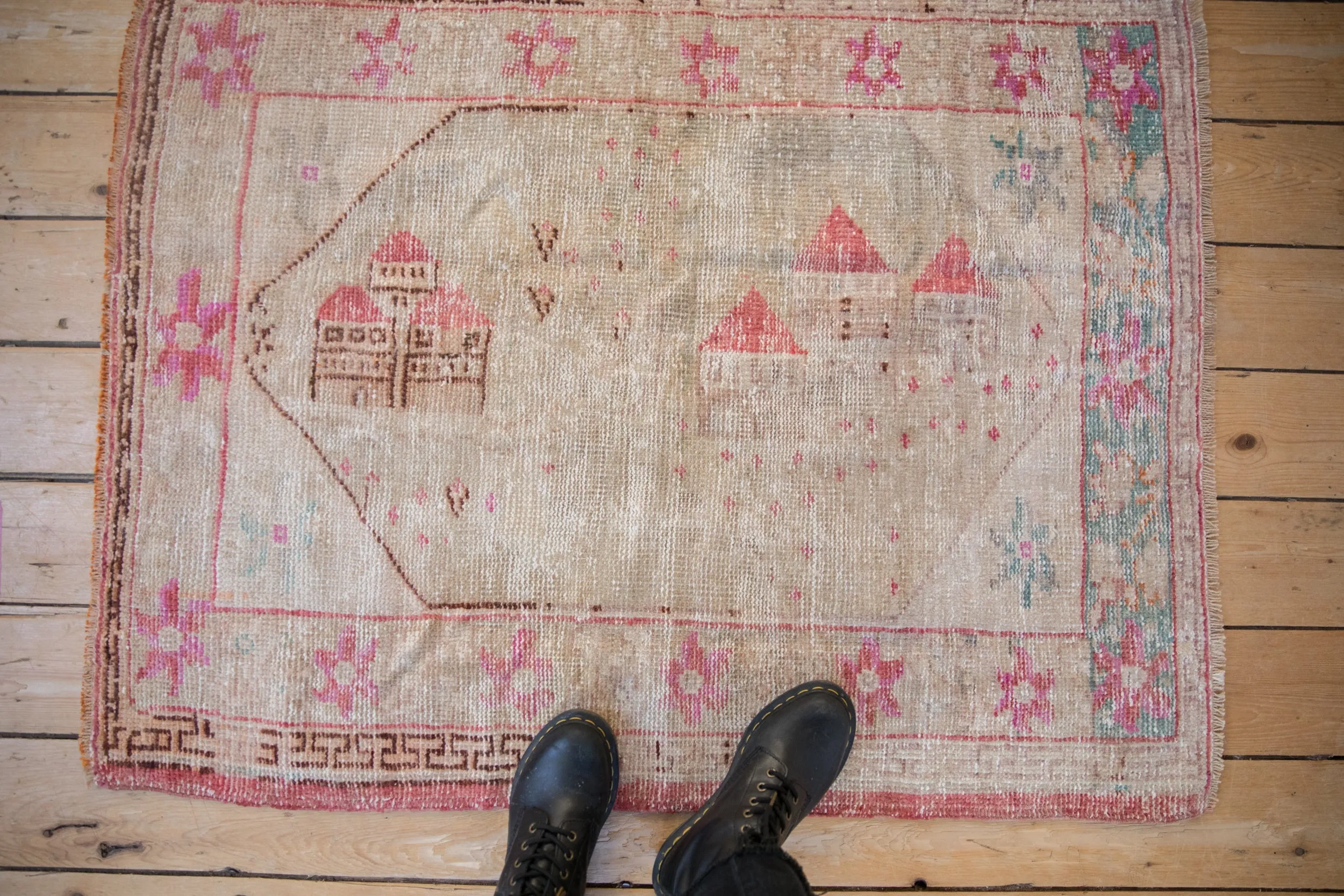 3x4 Vintage Distressed Oushak Square Rug
