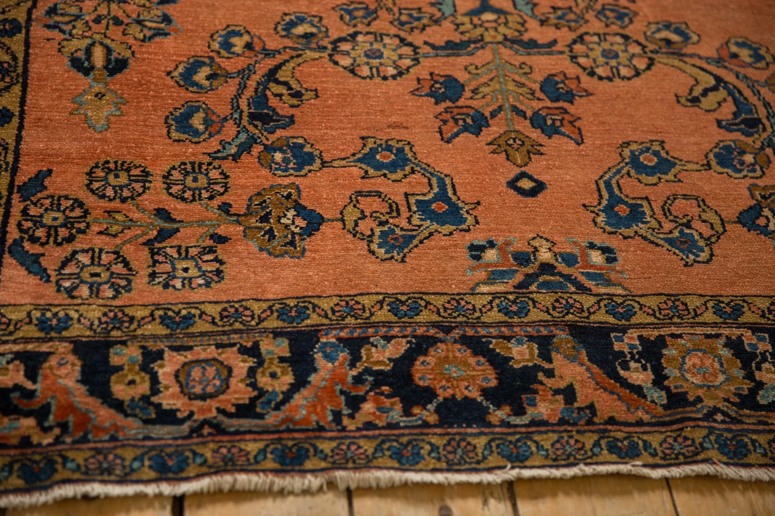 5x6 Antique Lilihan Square Rug