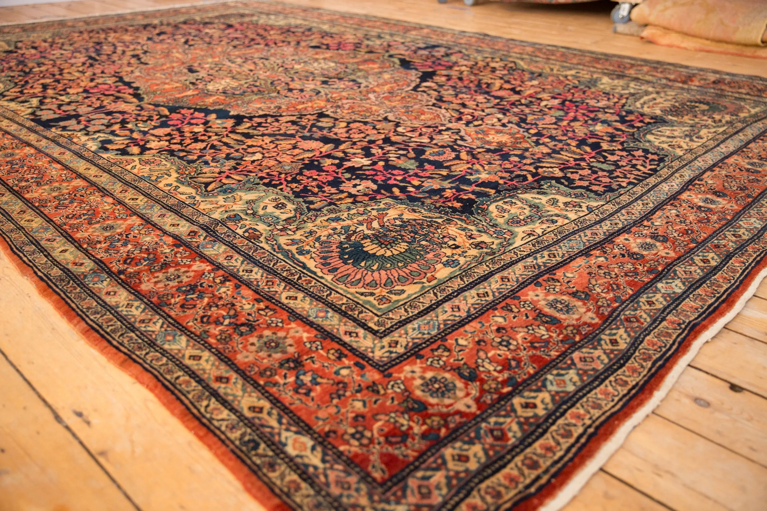 8.5x12.5 Antique Farahan Sarouk Carpet