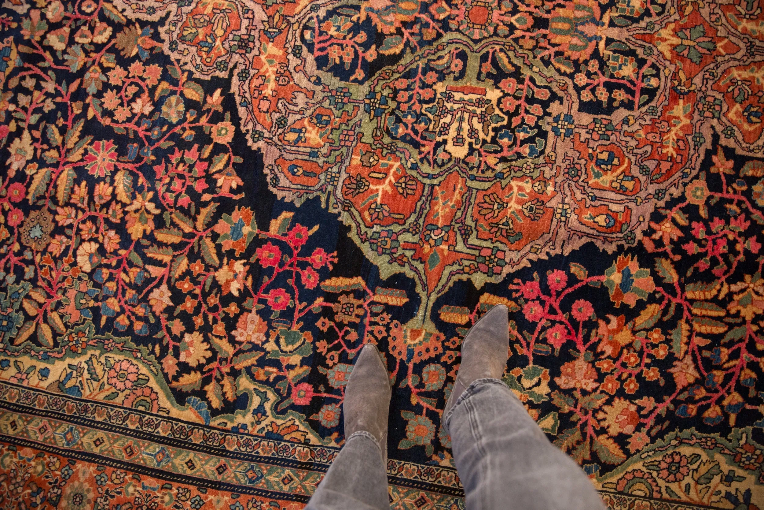 8.5x12.5 Antique Farahan Sarouk Carpet