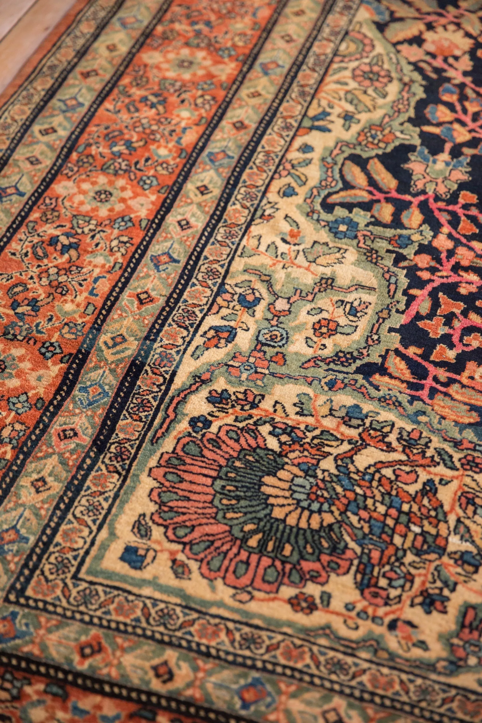 8.5x12.5 Antique Farahan Sarouk Carpet