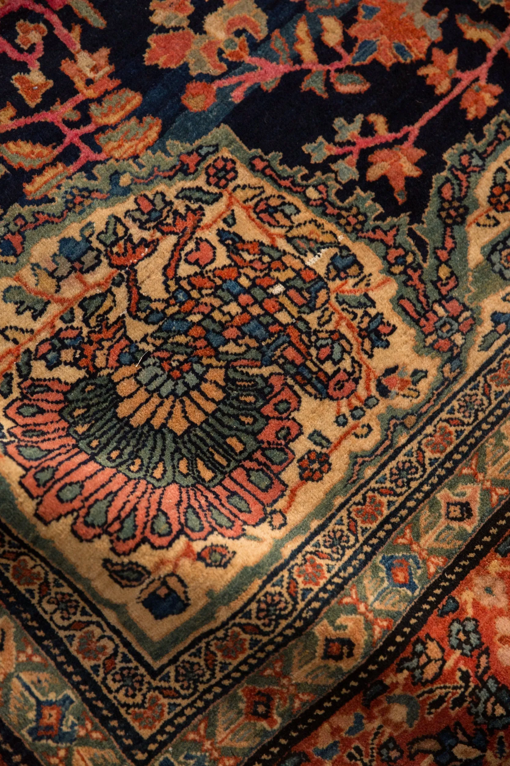 8.5x12.5 Antique Farahan Sarouk Carpet