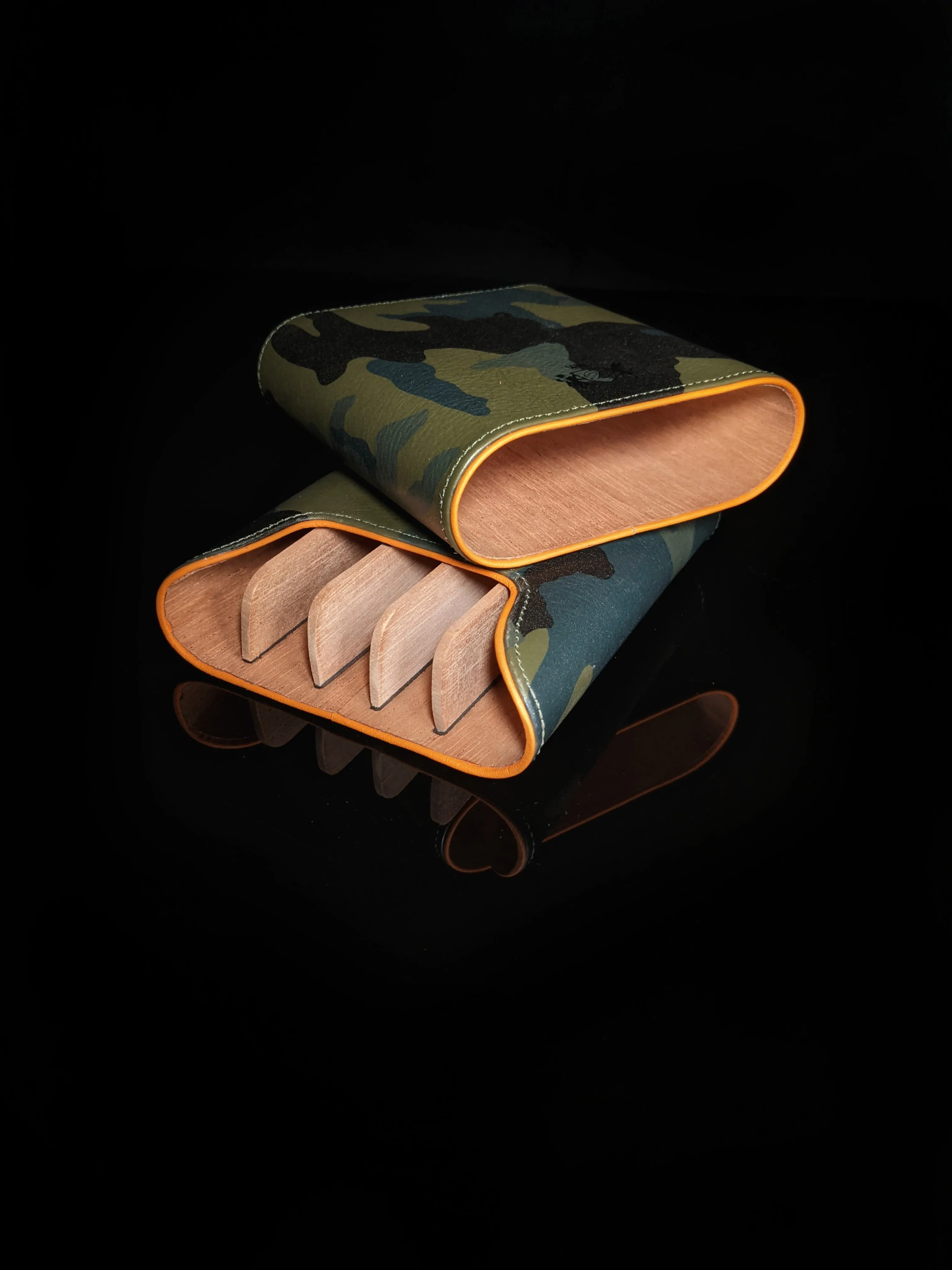 Brizard and Co Camo Golfer's Case