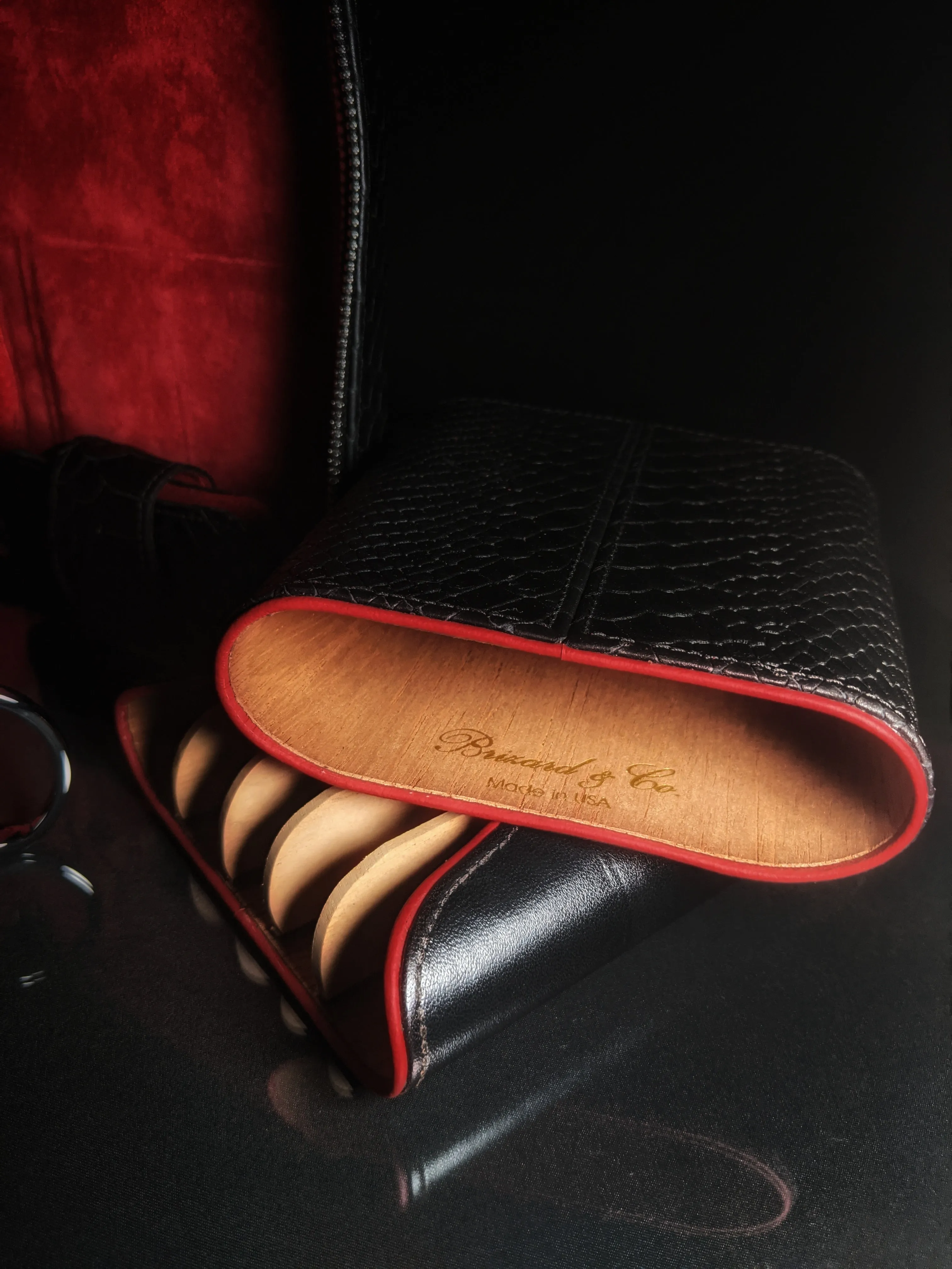 Brizard and Co Havana Traveler in Black Python Pattern and Red Leather Combo