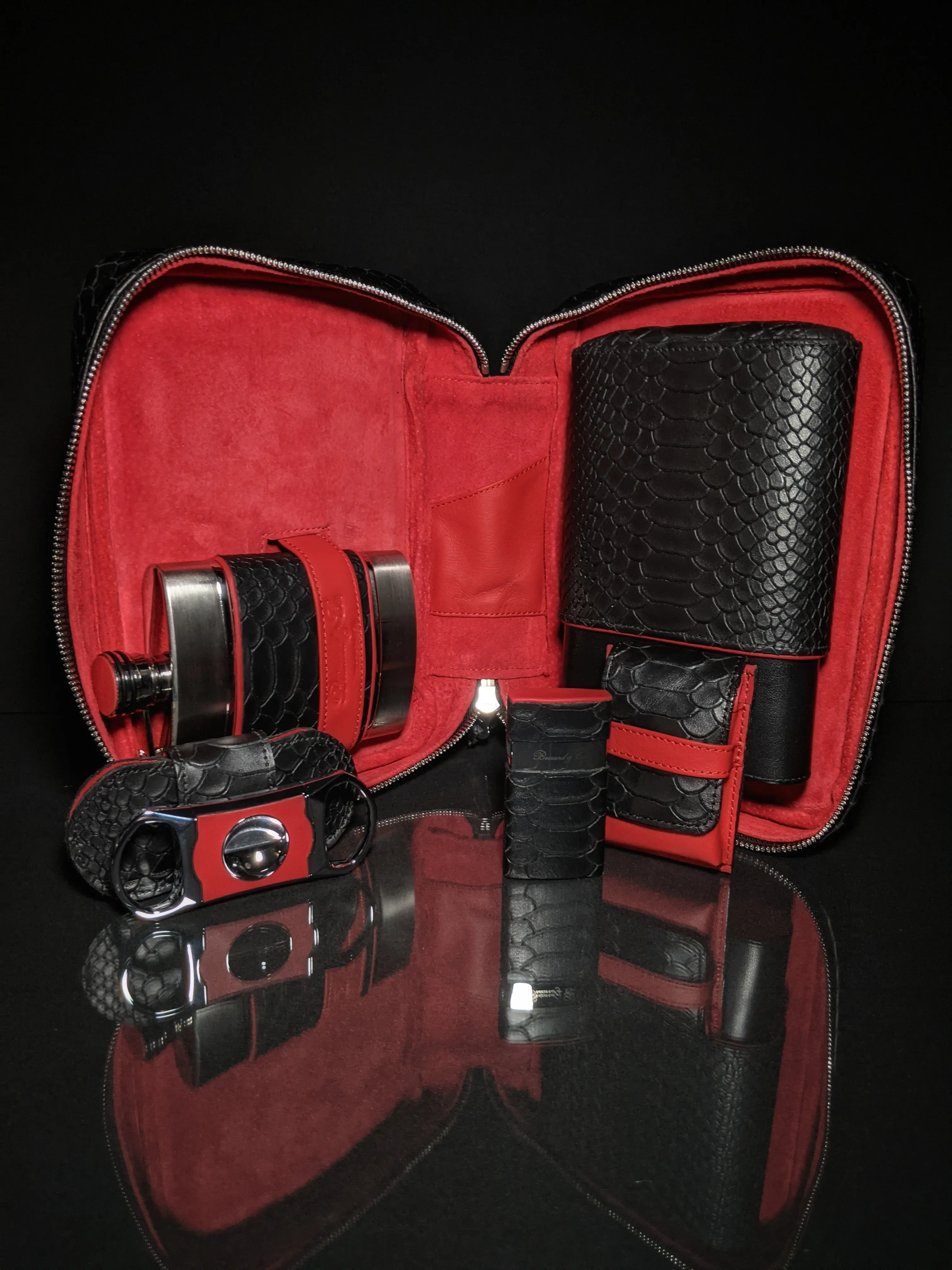 Brizard and Co Havana Traveler in Black Python Pattern and Red Leather Combo