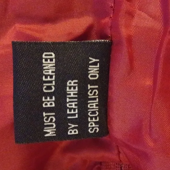 CUERO Women's Genuine Burgundy Suede Leather Skirt. Size 6
