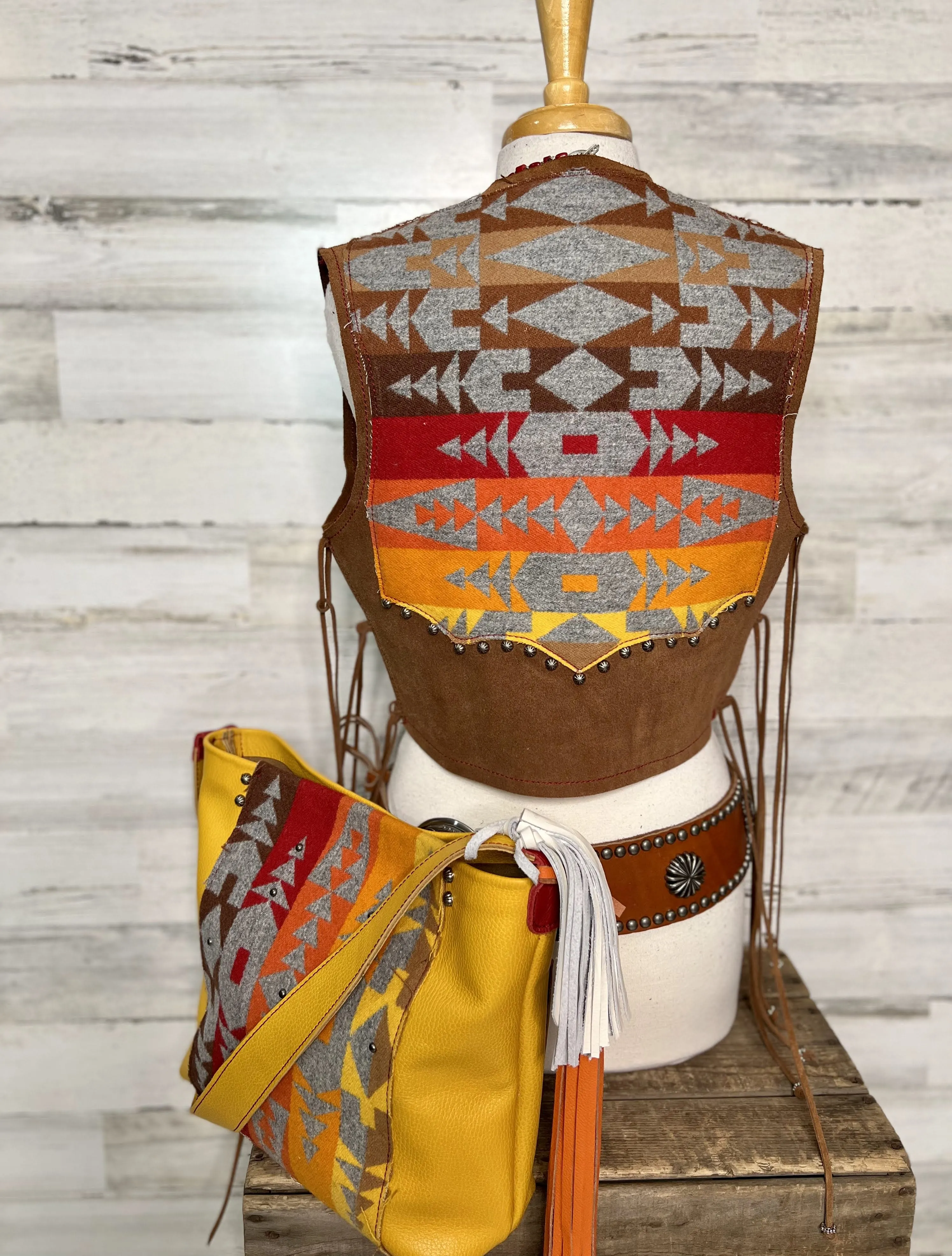 Dana's Sunburst Vest 01