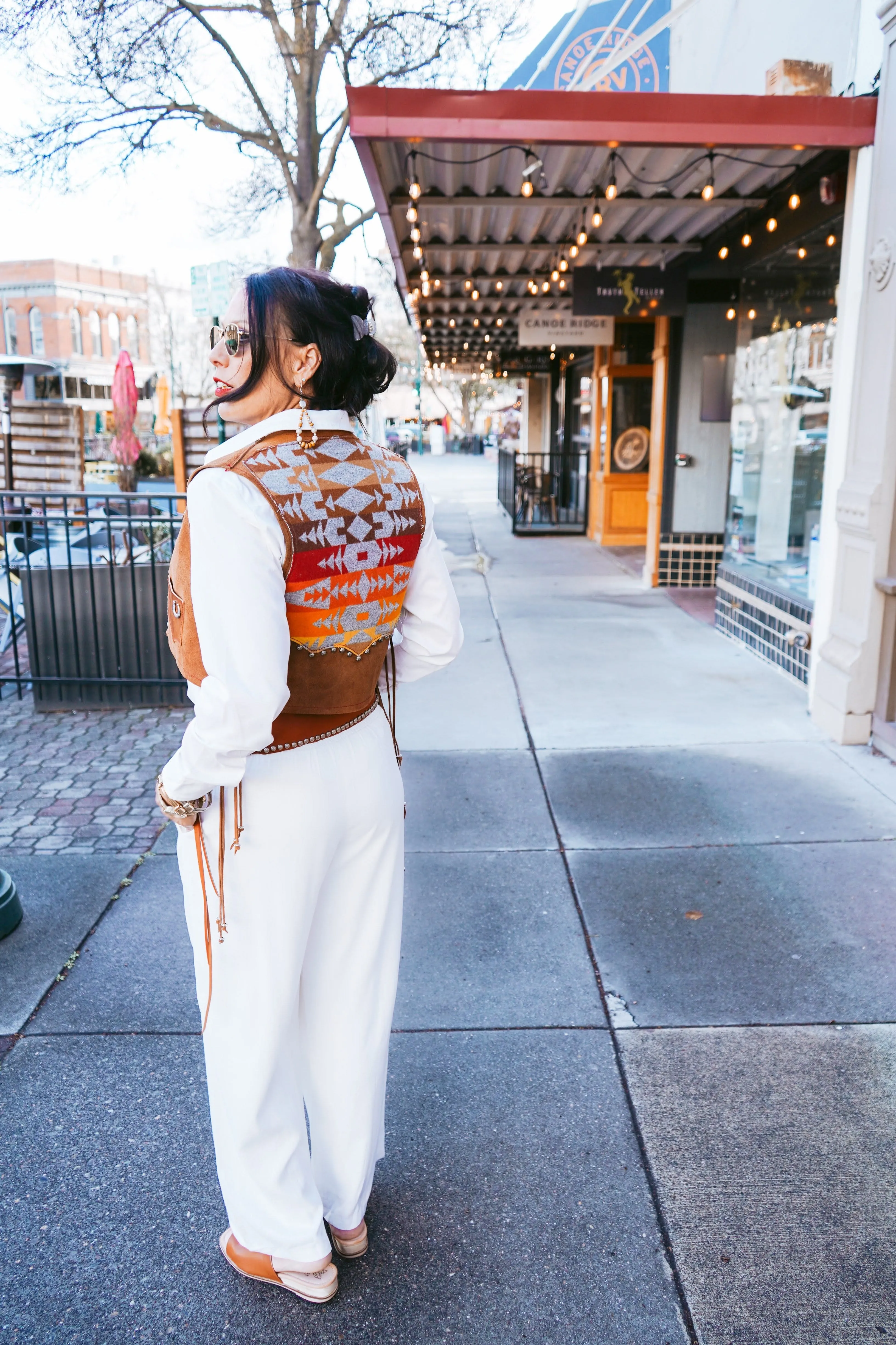 Dana's Sunburst Vest 01