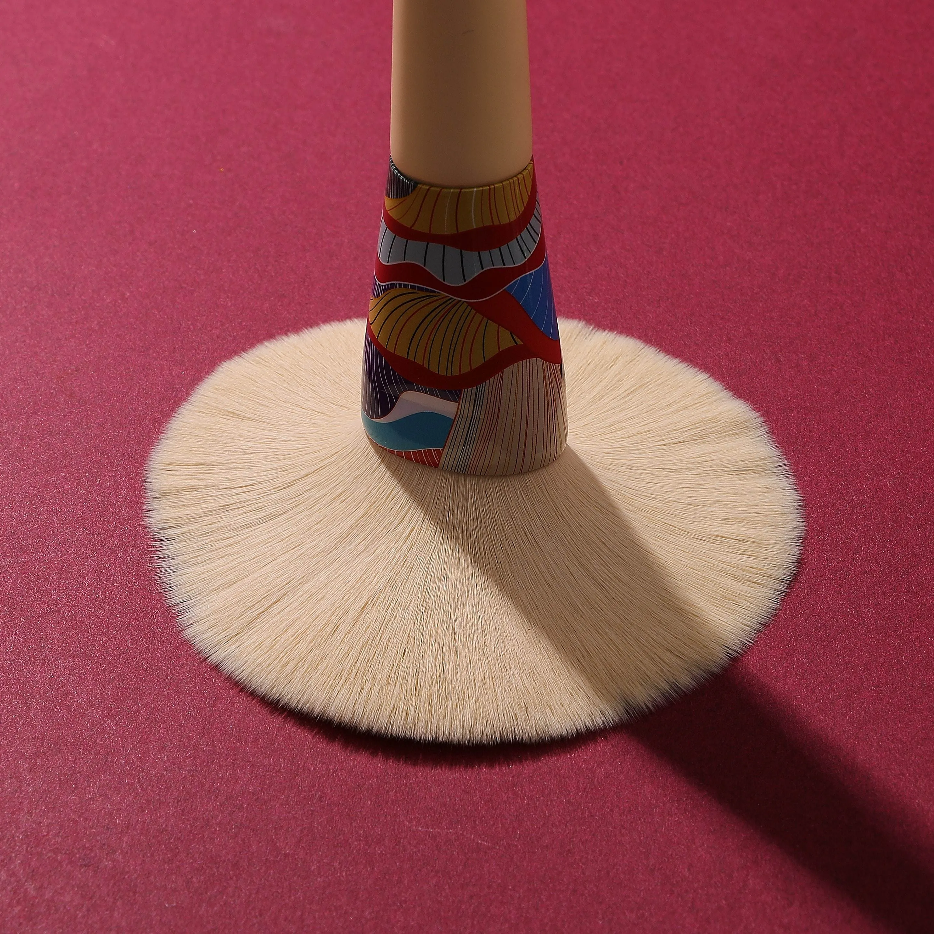 ESSENTIAL SERIES - 7 PCS YELLOW FRESHER BRUSH KIT WITH ECO-FRIENDLY CARTON CYLINDER