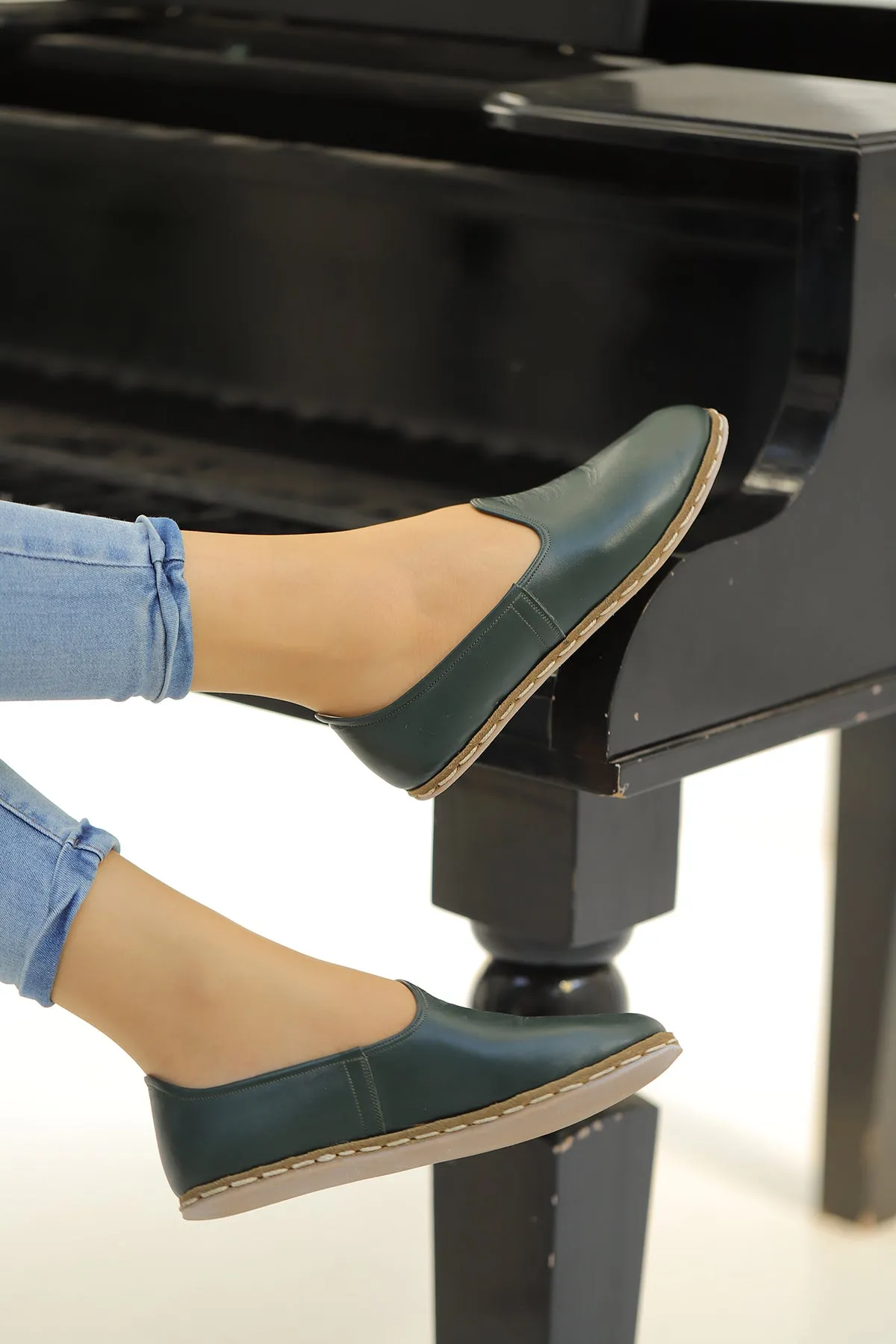 Evergreen Handmade Leather Loafers (Women's)