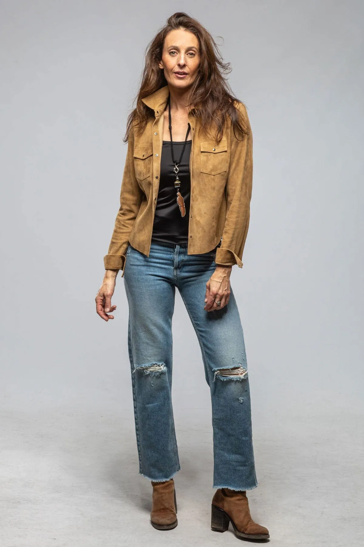 Giulia Suede Snap Shirt In Biscotti