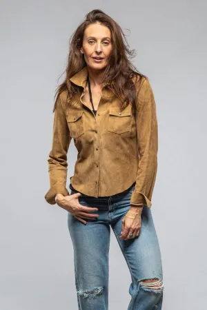 Giulia Suede Snap Shirt In Biscotti