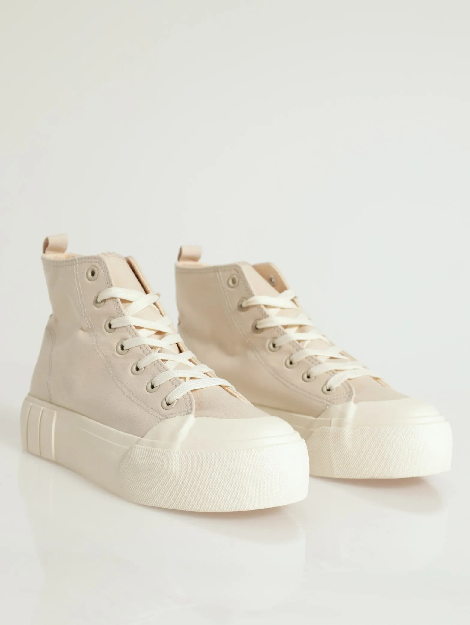 High-Top Plimsole Lace-Up Sneaker - Cream