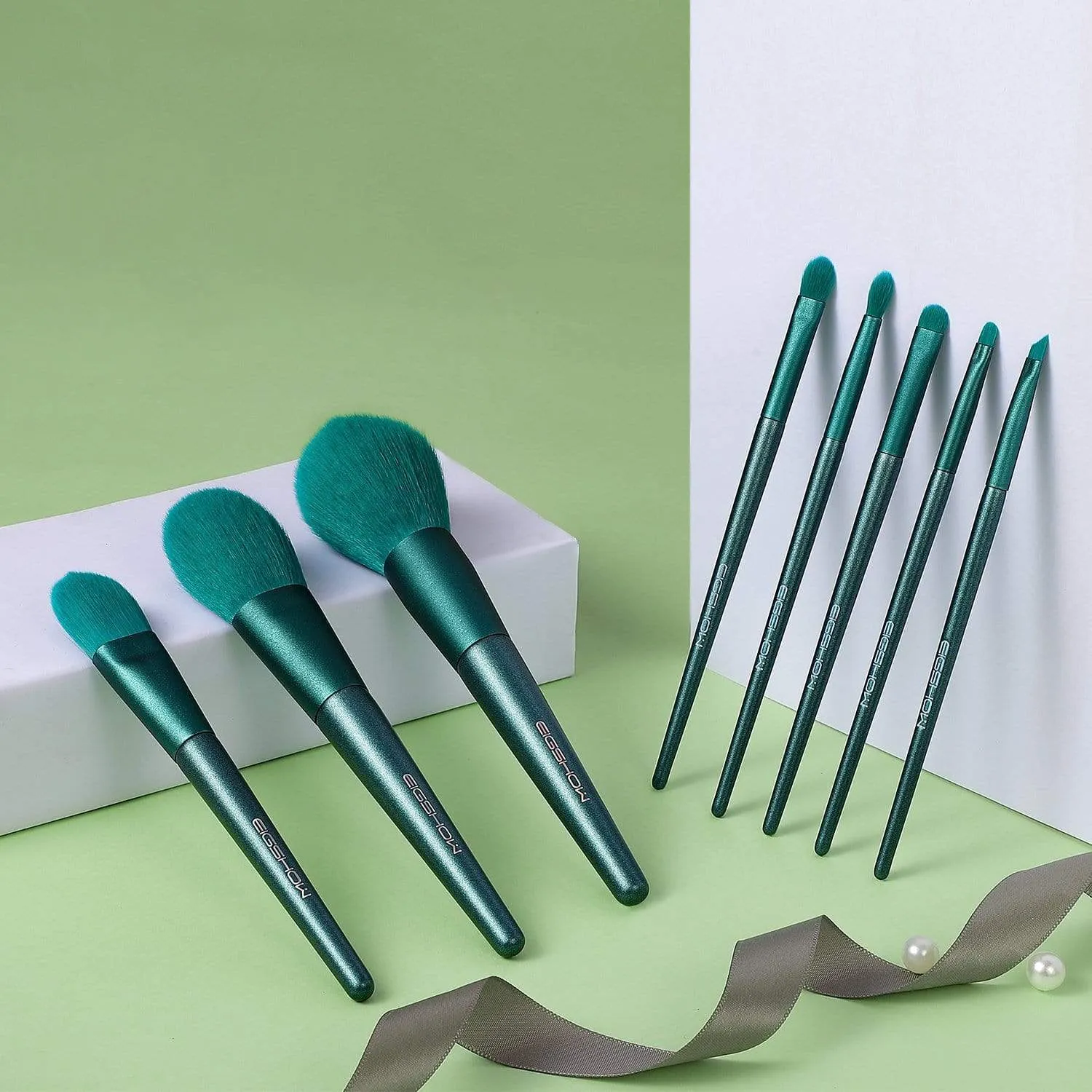 JADE SERIES - 8 PCS JADE GREEN BRUSH KIT WITH CYLINDER