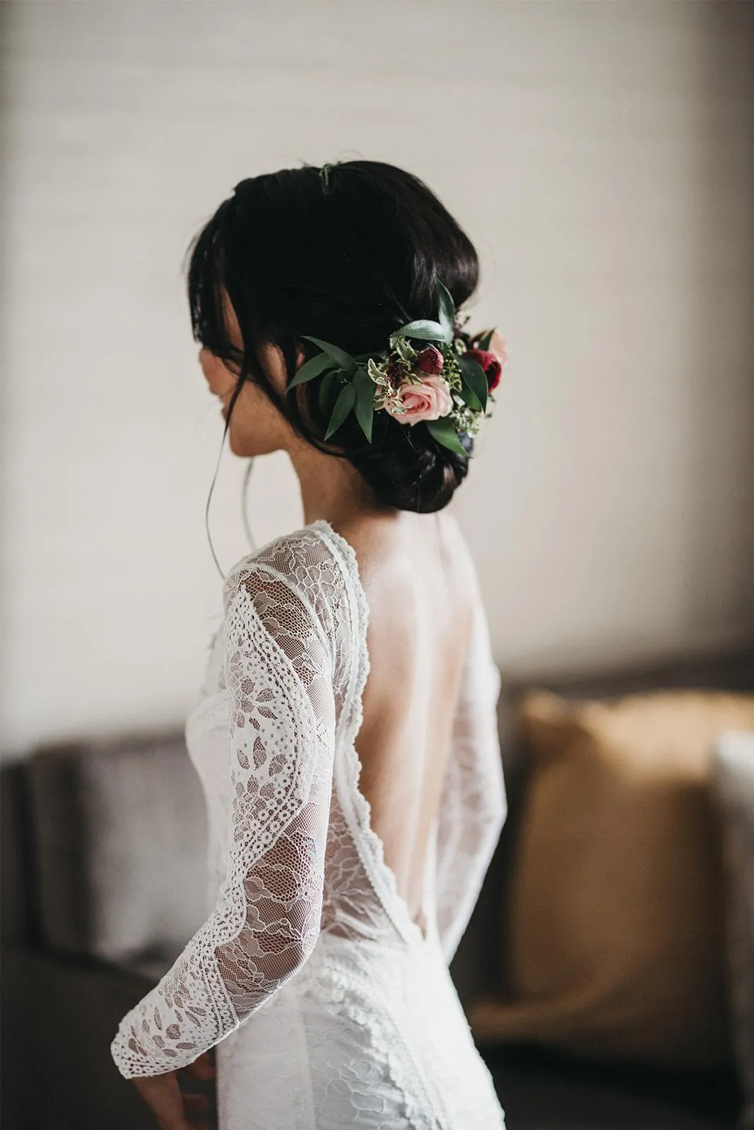 Lace Bohemian Wedding Dresses French Lace Long Sleeve Boho Chic Dress Open Back Bridal Gowns vestido de noiva 2020