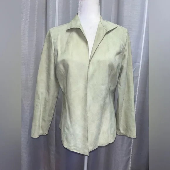 Lafayette 148 light green 100% suede blazer | size Small