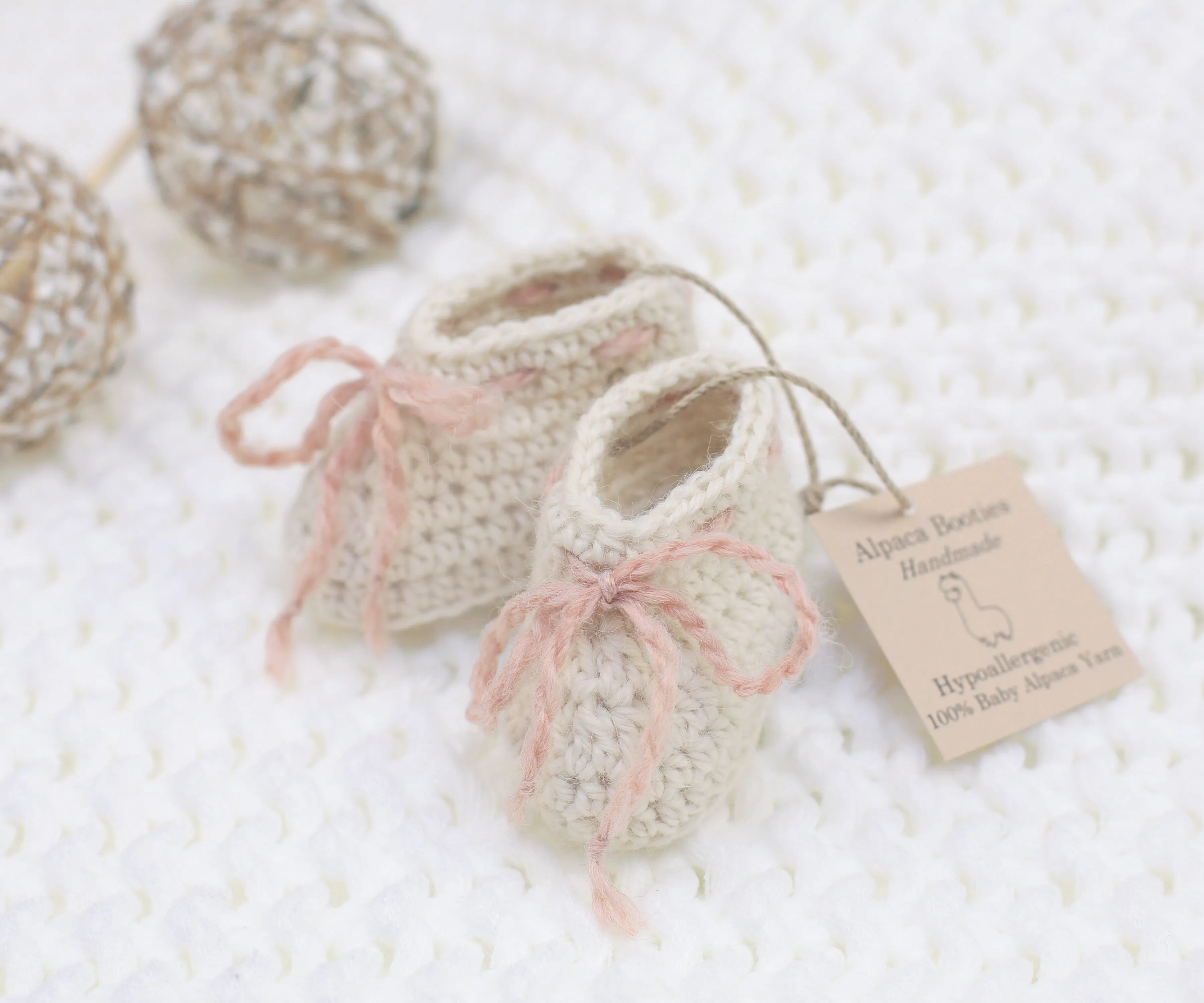Mauve Knotted Cap & Bootie | 100% Alpaca | Newborn Baby