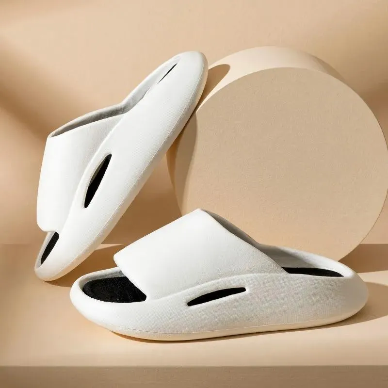 Men's and Women's Thick-soled Slippers Simple Couple Flip-flops Summer Outdoor Wear Home Indoor Super Soft Non-slip Bath Sandals and Slippers