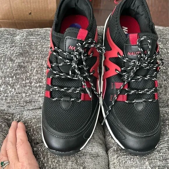Nautica Backwoods Men’s Sz 8.5 Low Hiker Sneakers Shoes NEW
