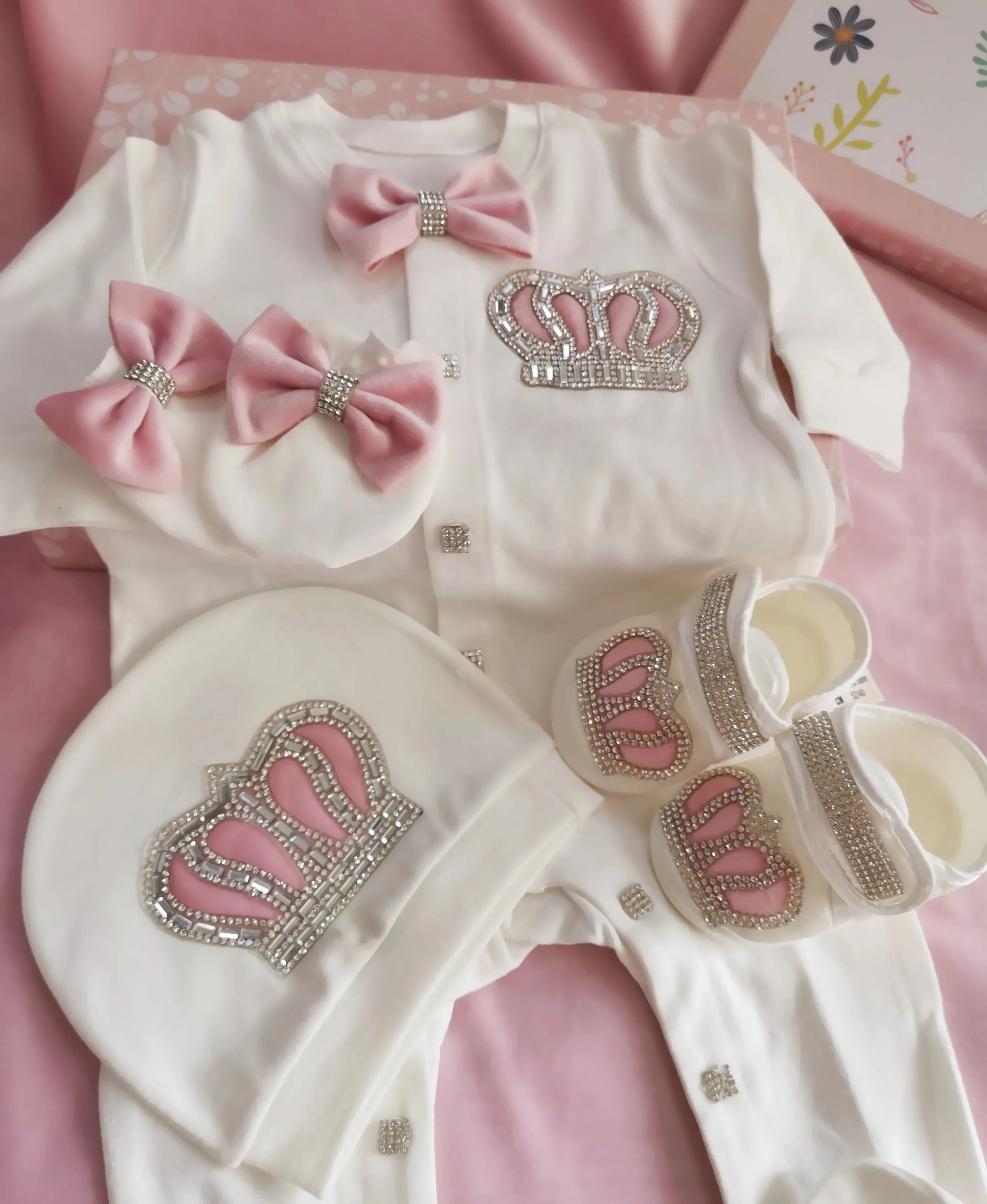 Newborn Baby Personalized Outfits 4 Pieces Welcome Home Hospital Crown Jewelry Romper Set