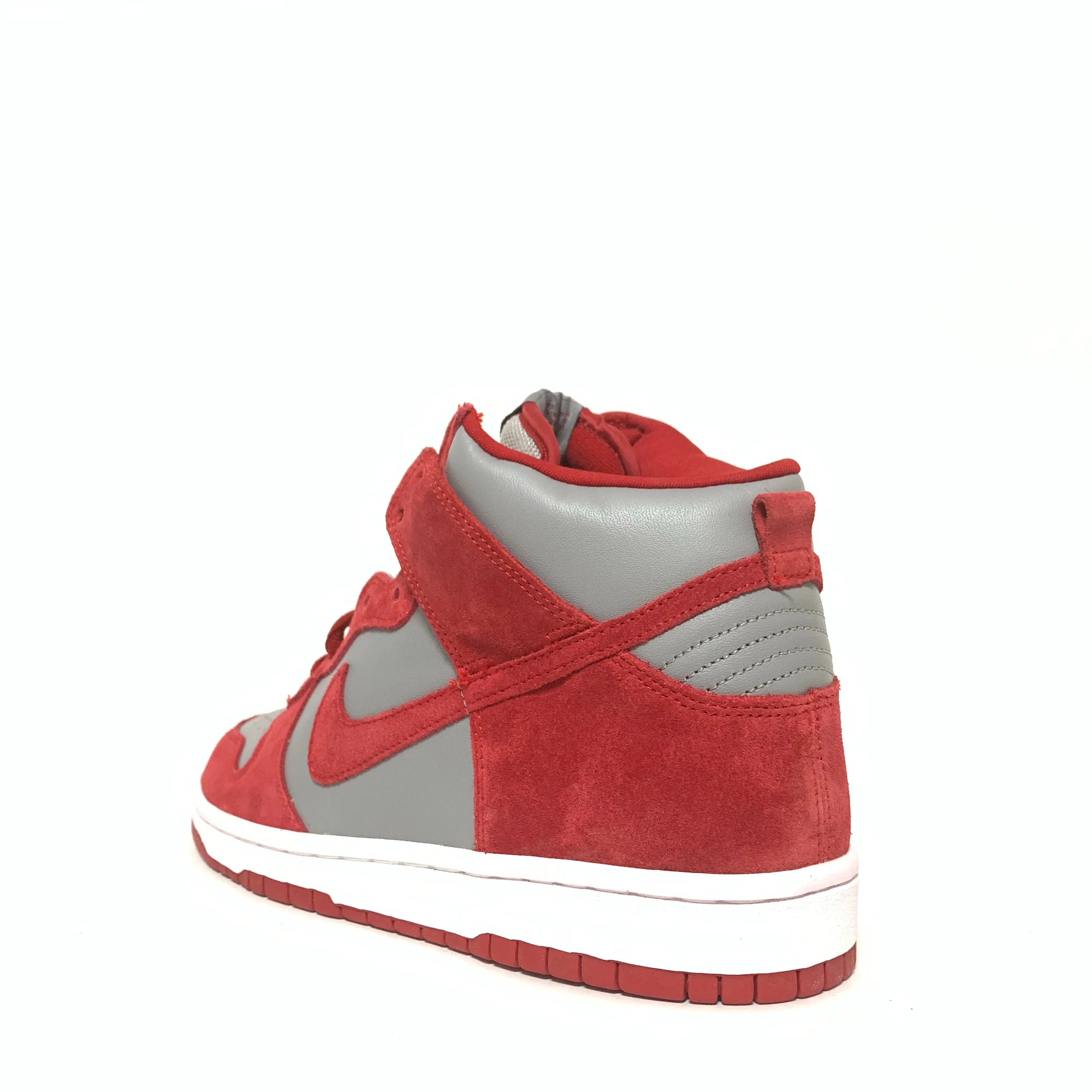 NIKE DUNK HIGH PRO SB BTTYS UNLV