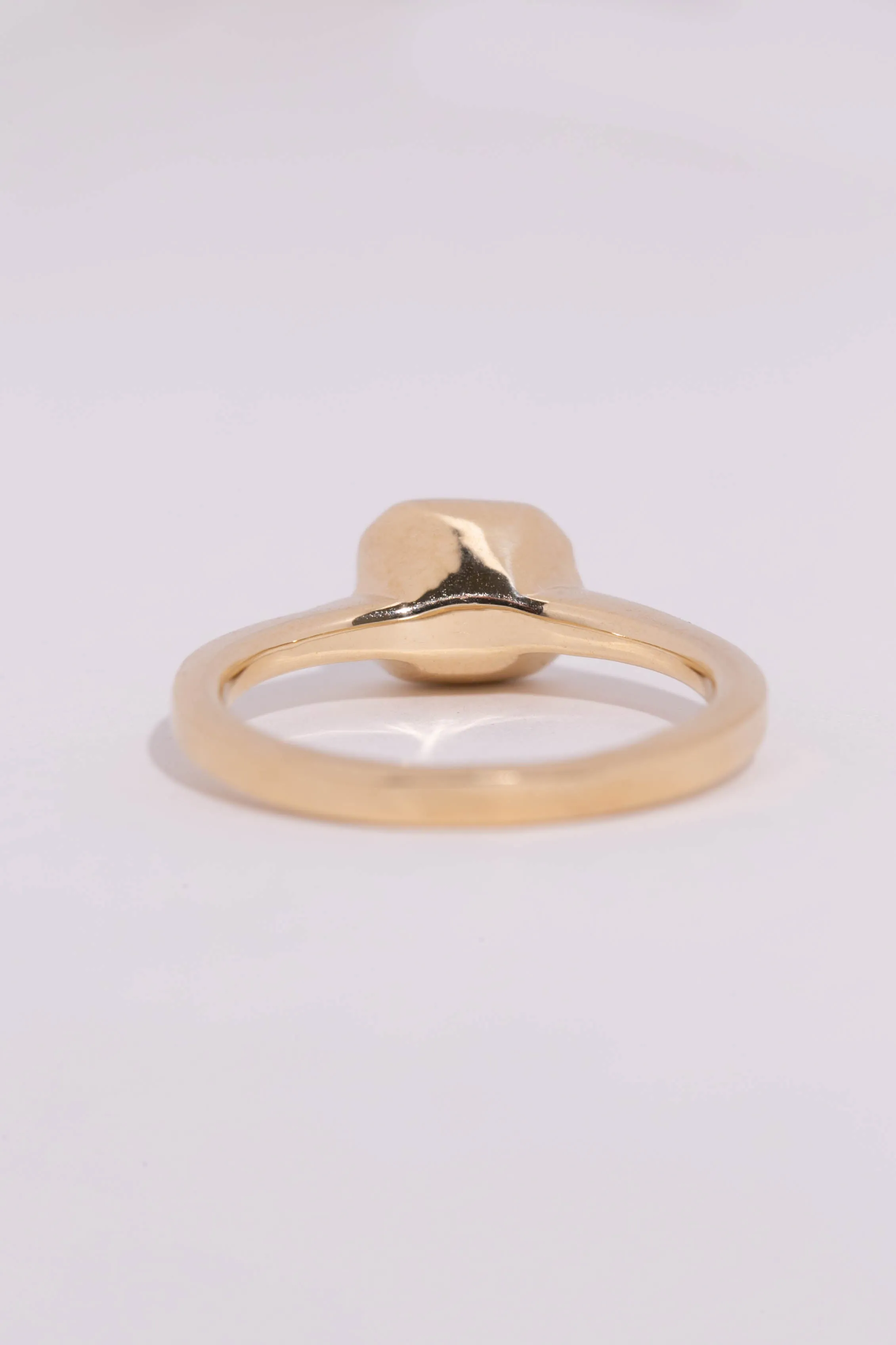 Olive Sapphire Solitaire