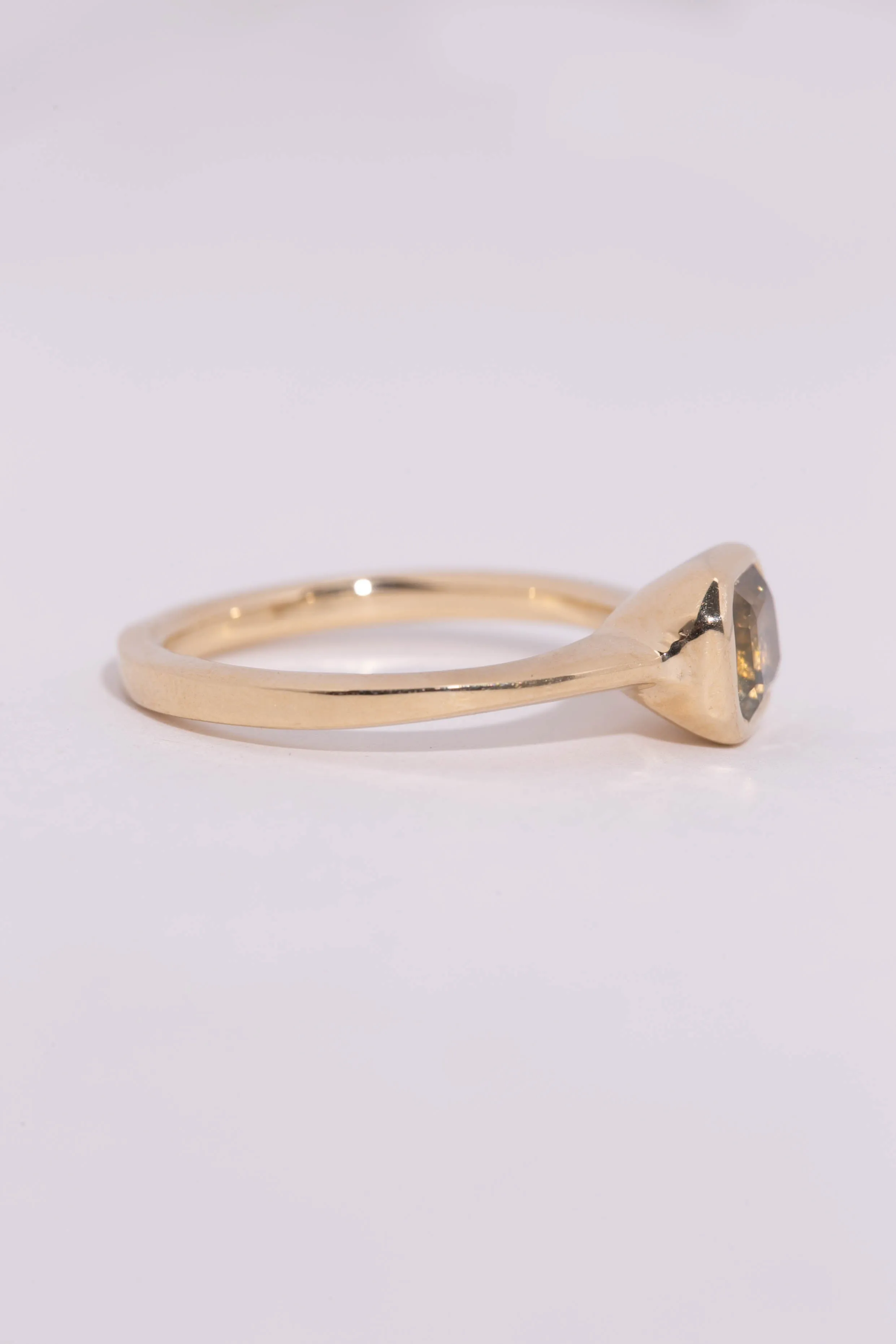 Olive Sapphire Solitaire