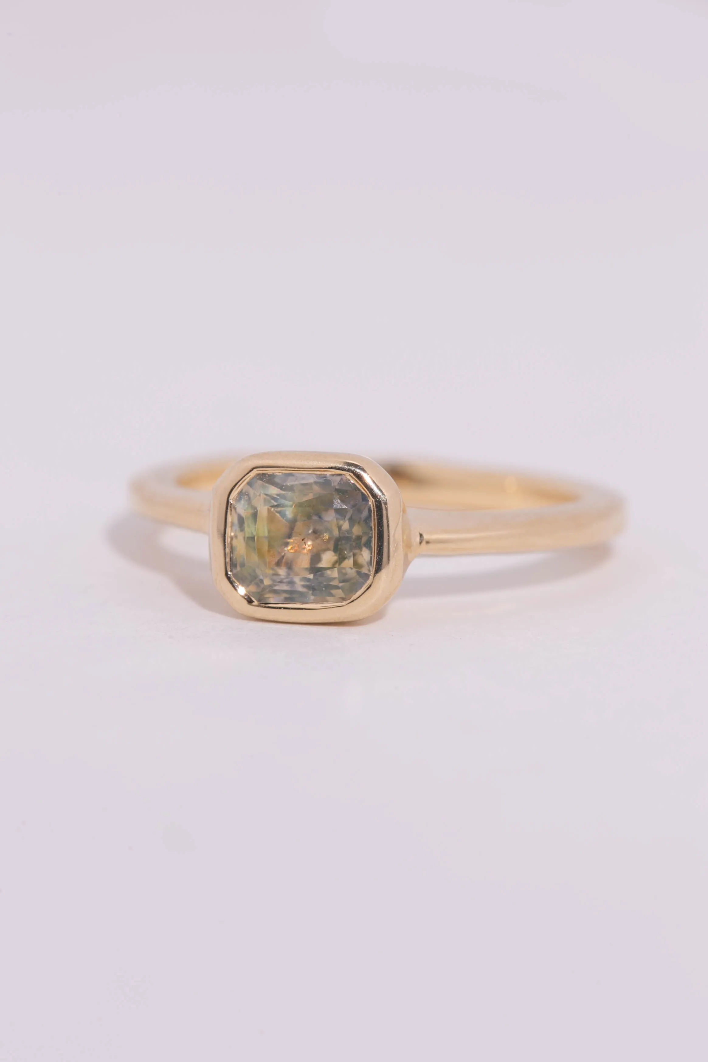 Olive Sapphire Solitaire
