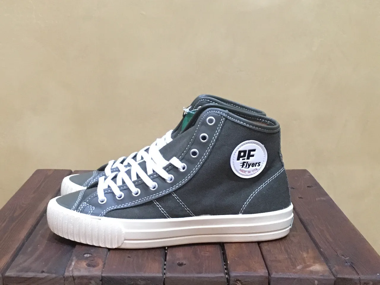 PM15UH14A PF Flyers Made in USA Center Hi