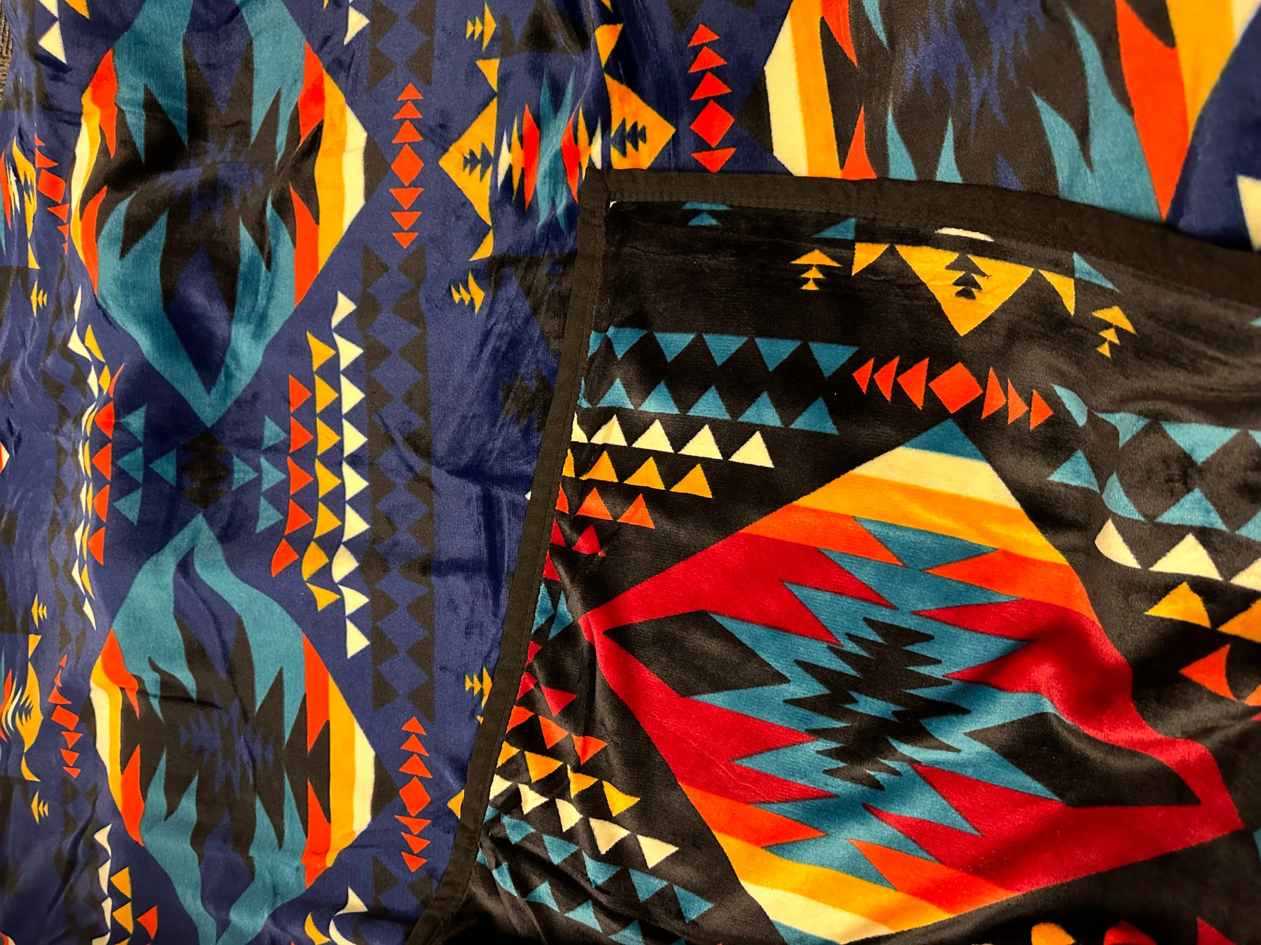 Queen Size(78”x86”) Aztec Fleece Blanket-Multiple Colors Available