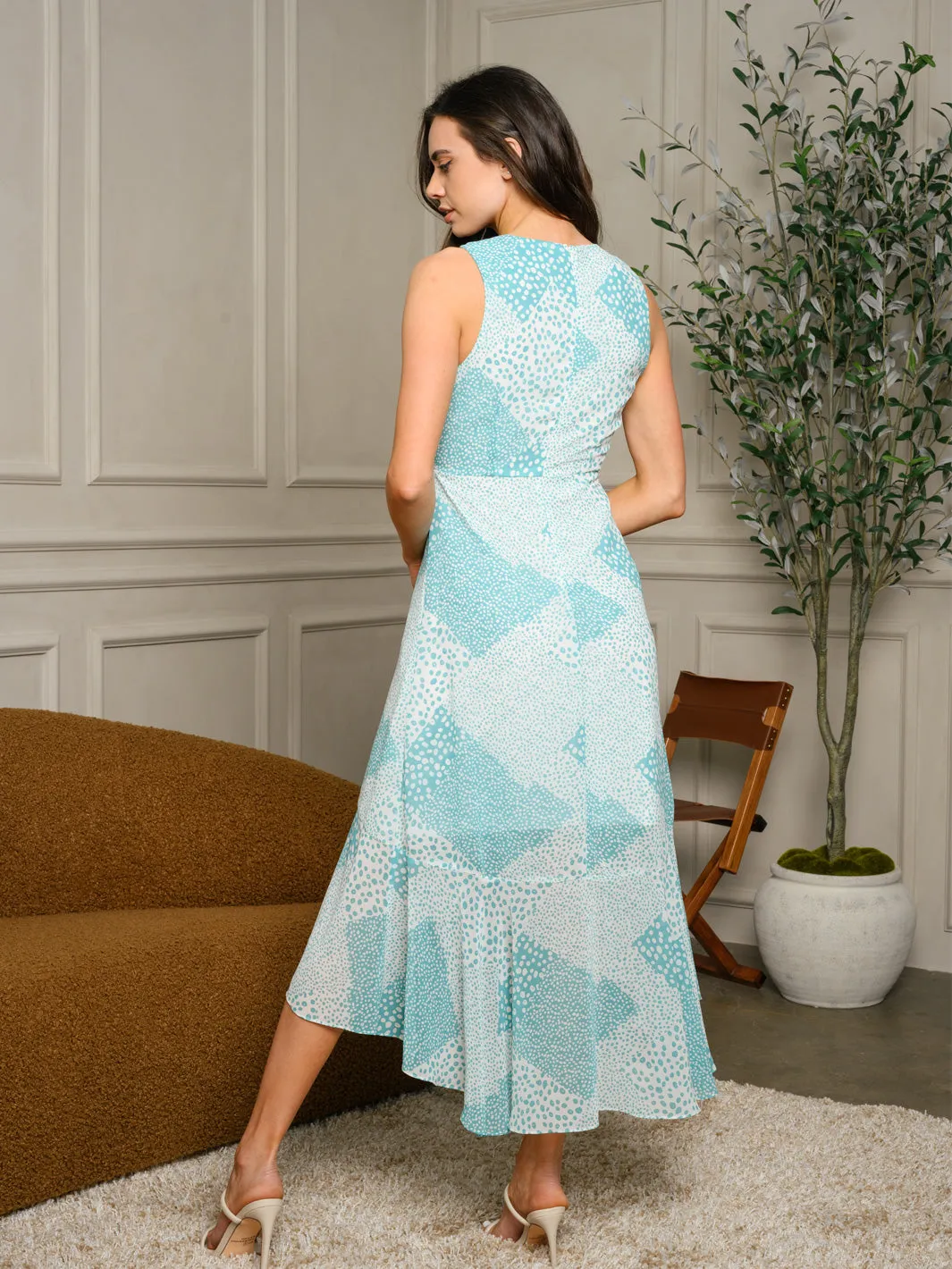 WOMEN'S SLEEVELESS V-NECK HIGH-LOW MIDI DRESS